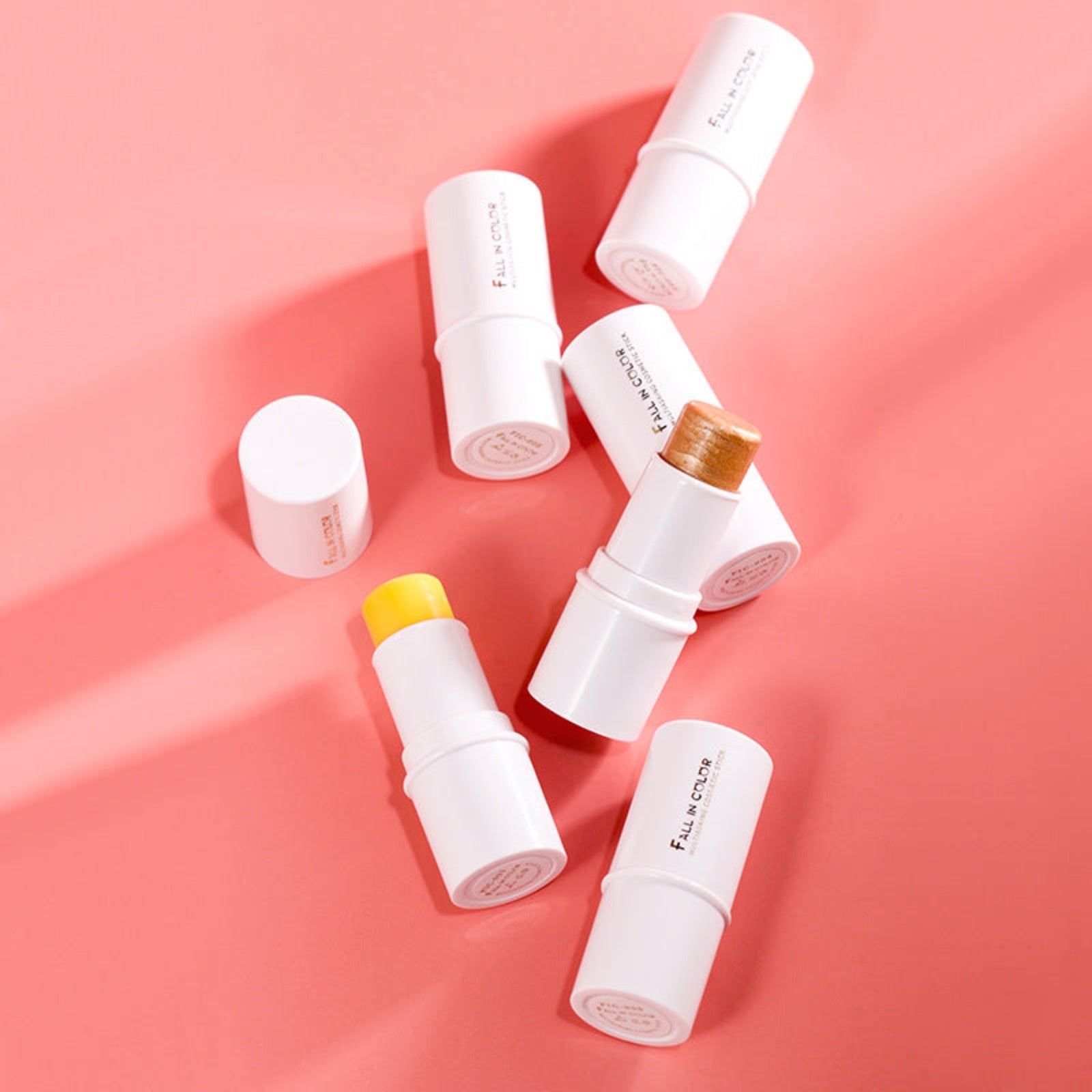3-in-1 Makeup Stick: Highlighter, Blush, Lipstick, Contouring, Bronzer & More! LA ROSE BEAUTY