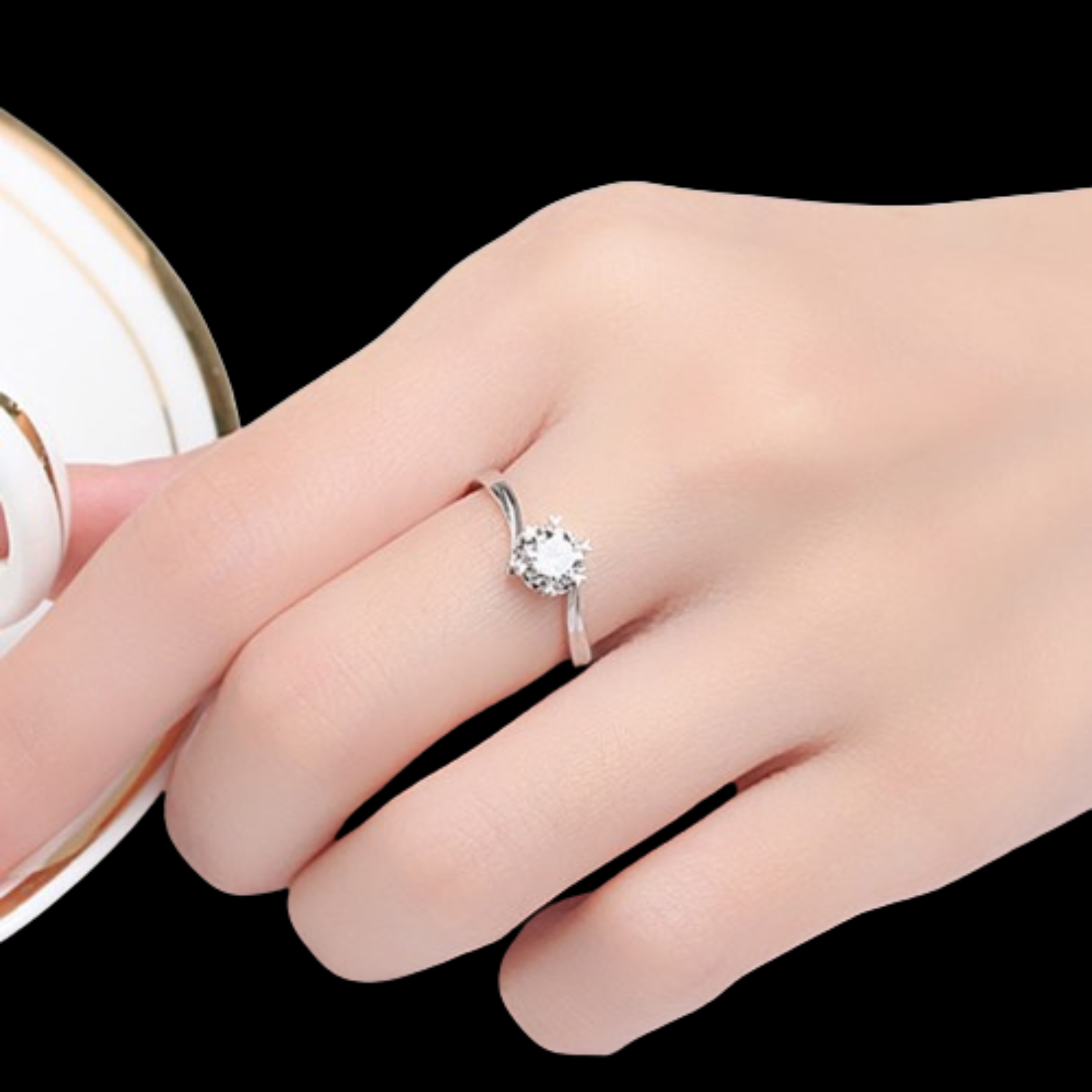 Capture her heart forever with the Timeless Snowflake: A Diamond Proposal Ring She'll Adore LA ROSE BEAUTY